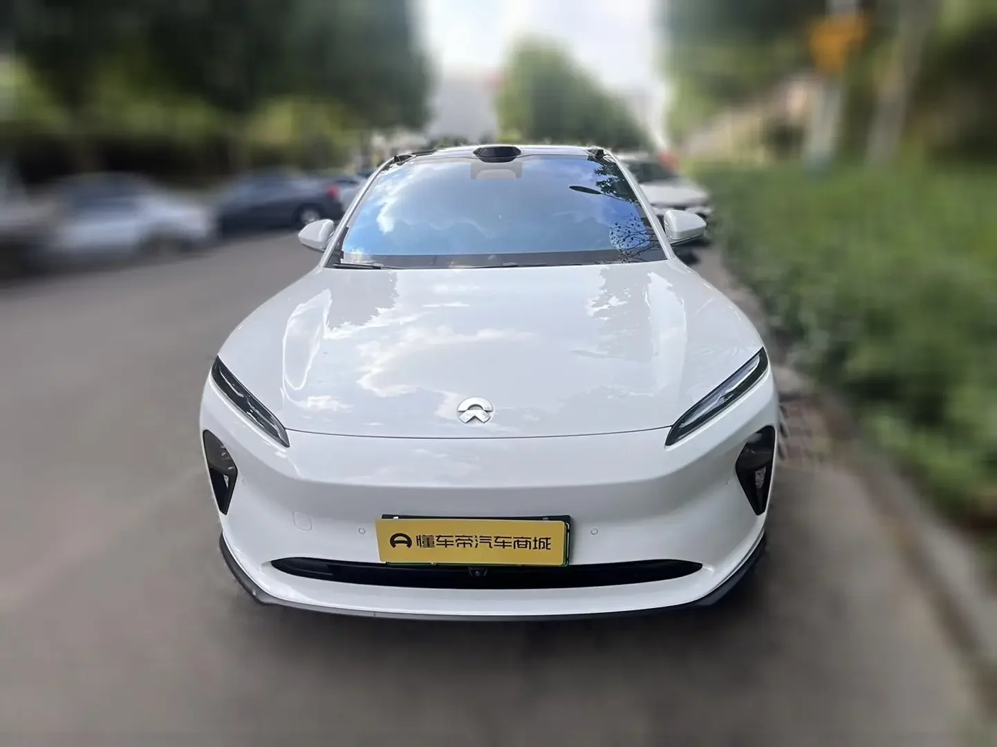 NIO ET5  из Китая