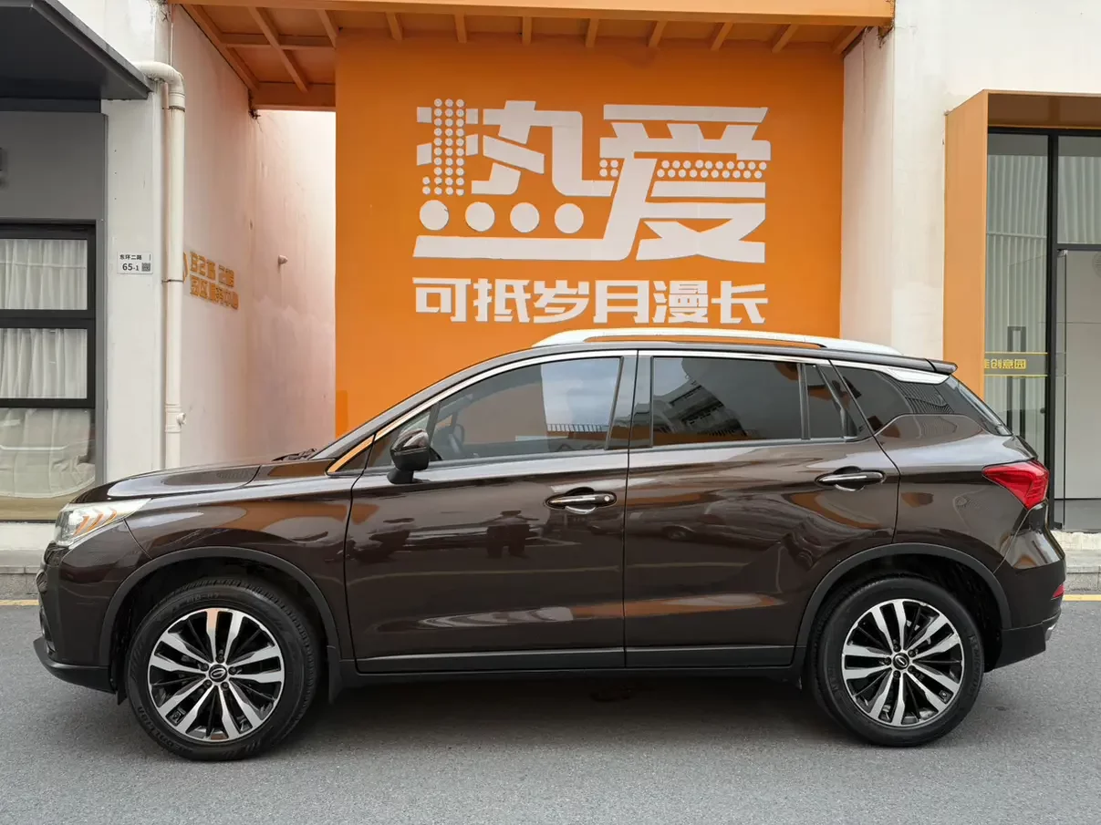 GAC Trumpchi GS4