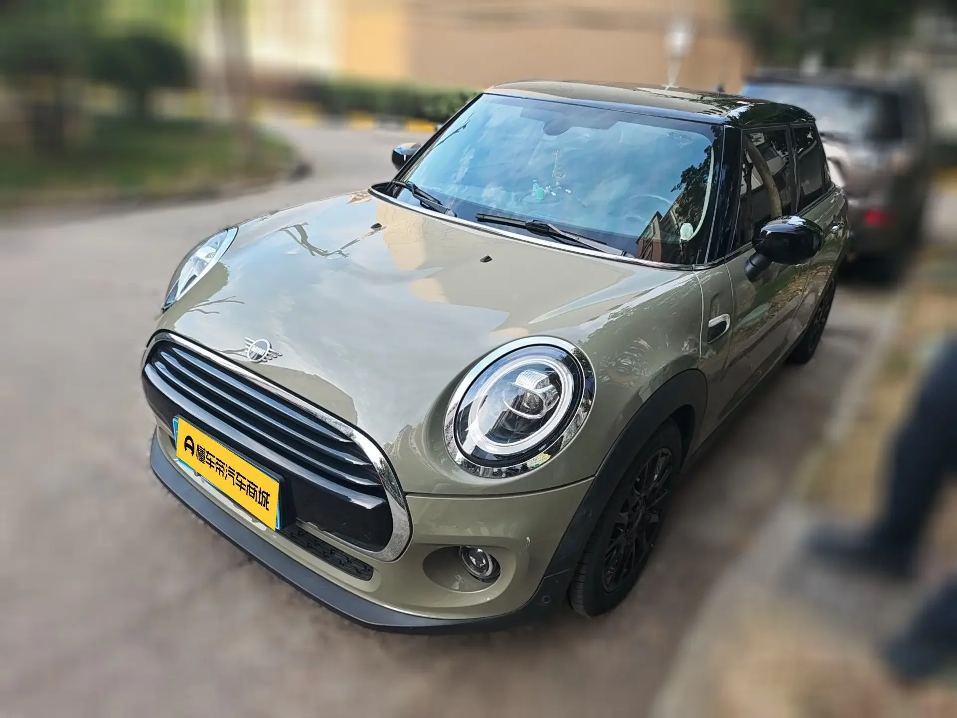 MINI 
