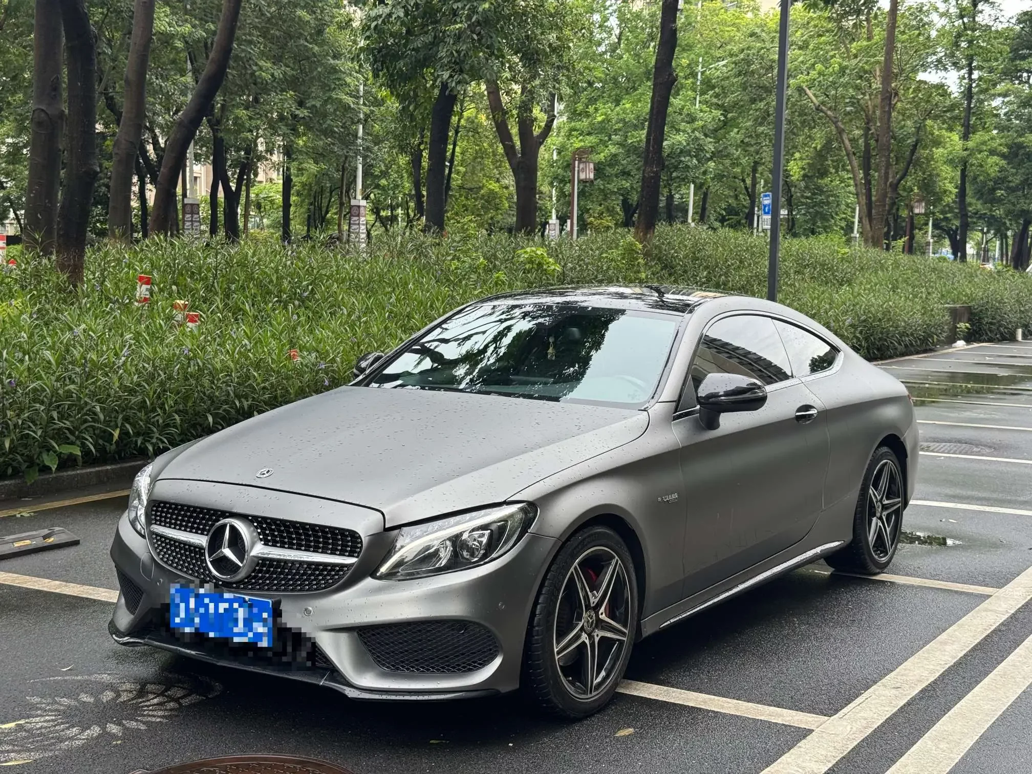 Mercedes-Benz C-Class