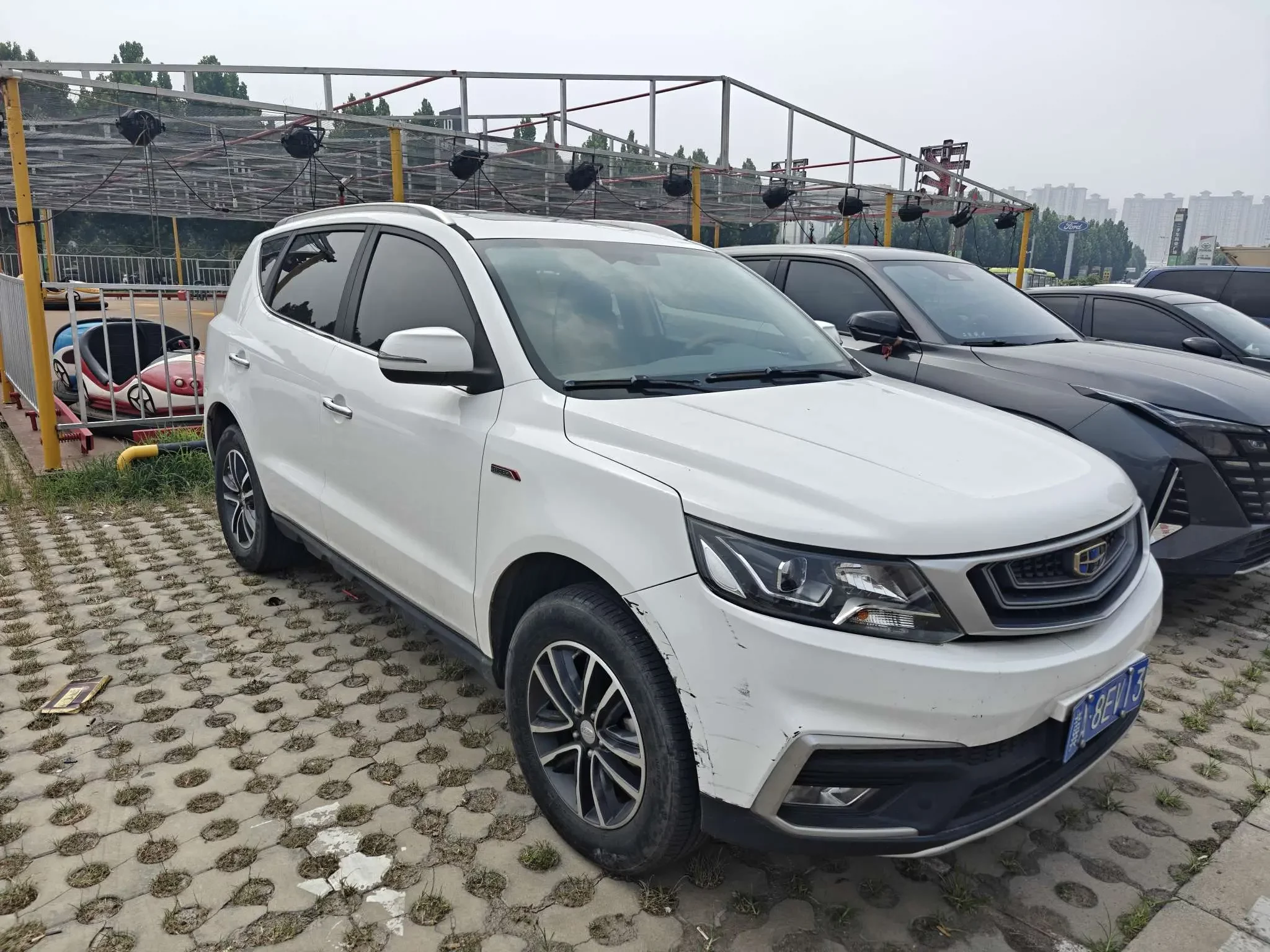 Geely Vision X6