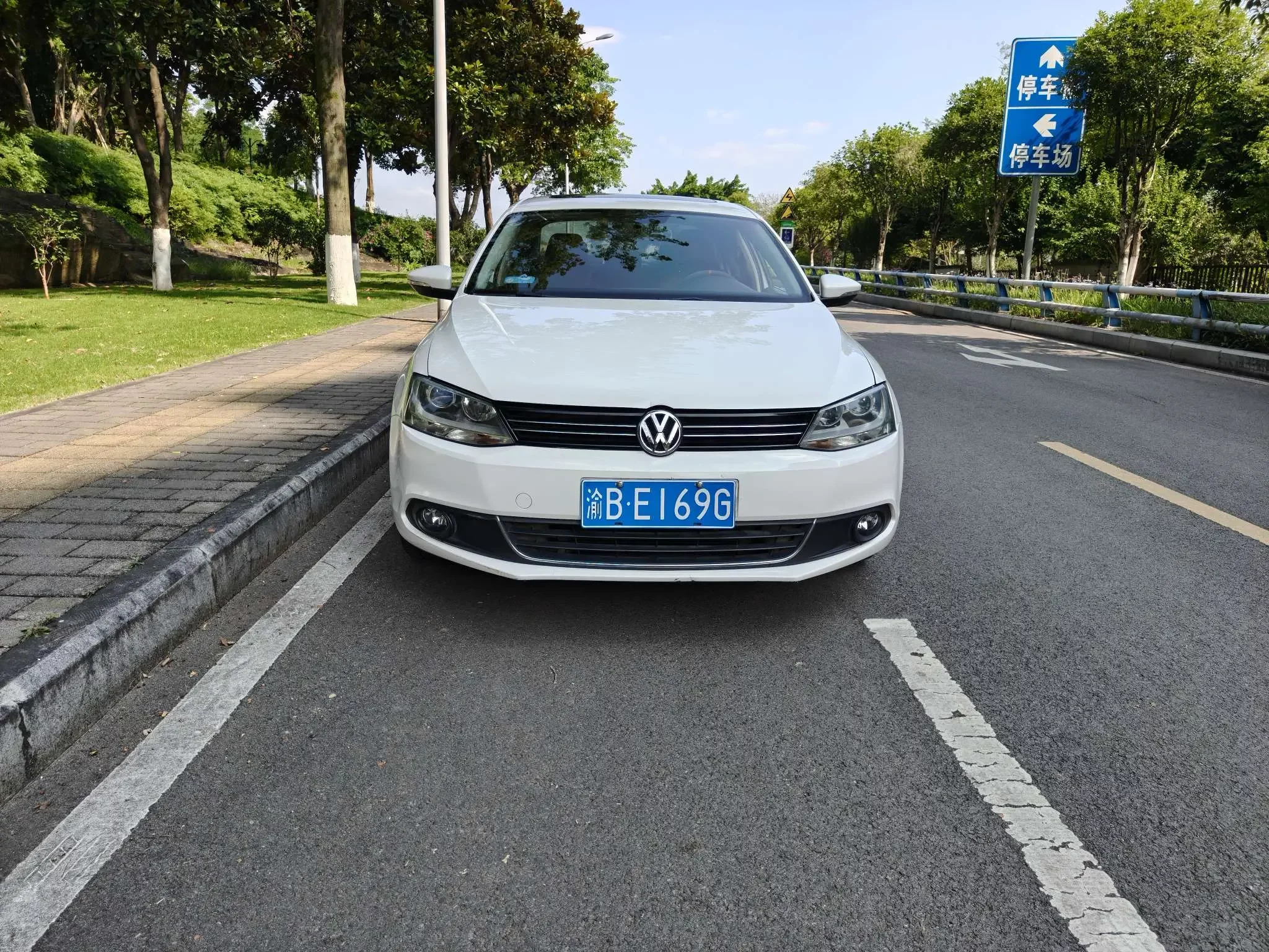 Volkswagen Sagitar