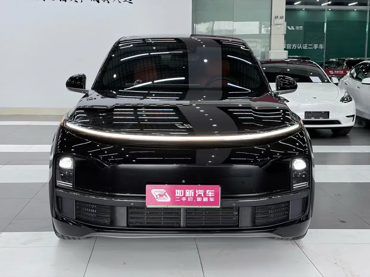 Lixiang L8