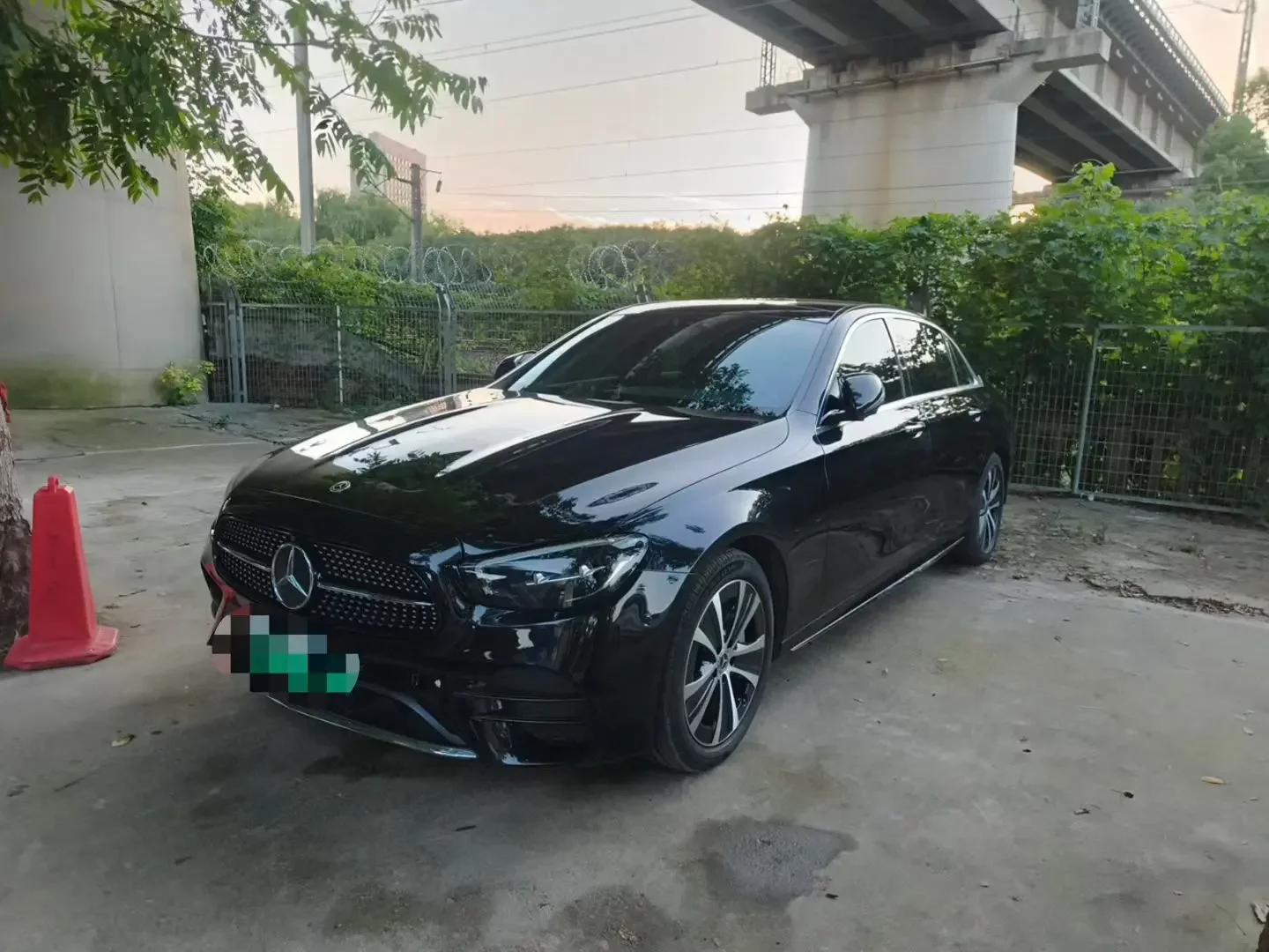 Mercedes-Benz E-Class PHEV