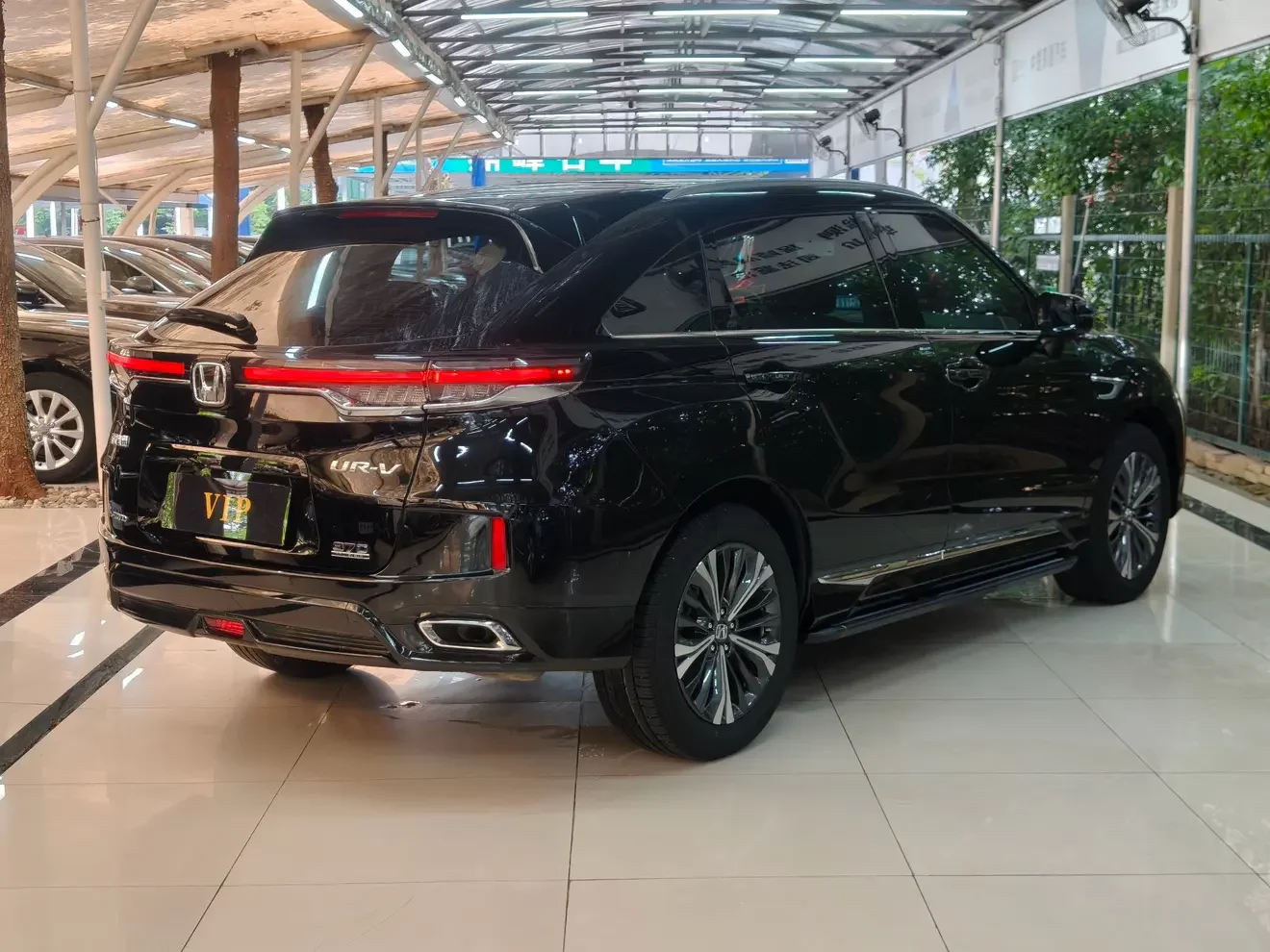 Honda UR-V