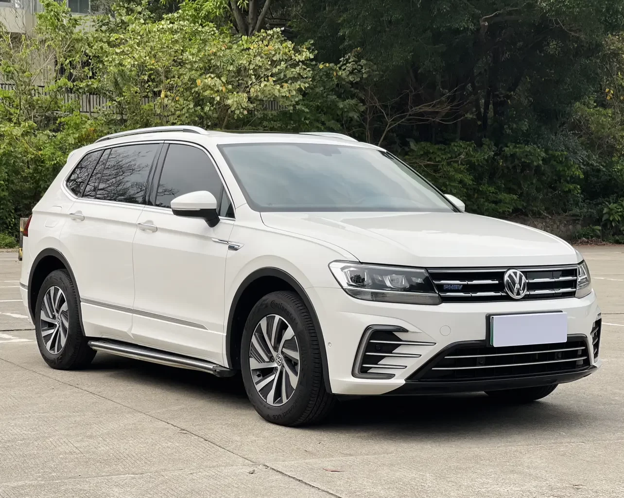 Volkswagen Tiguan L PHEV