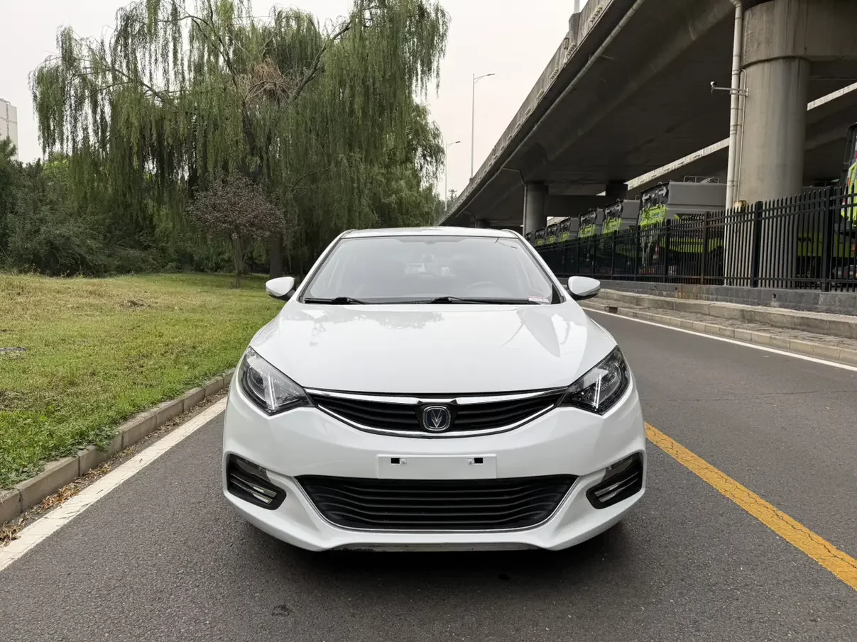 Changan Eado XT  из Китая