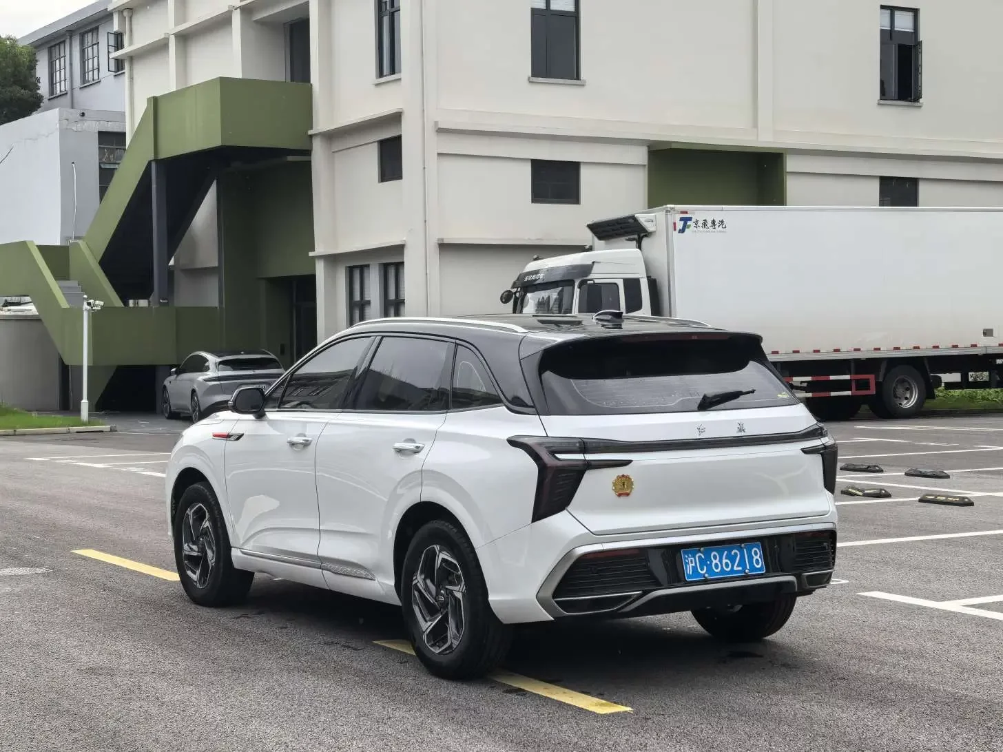 Hongqi HS3