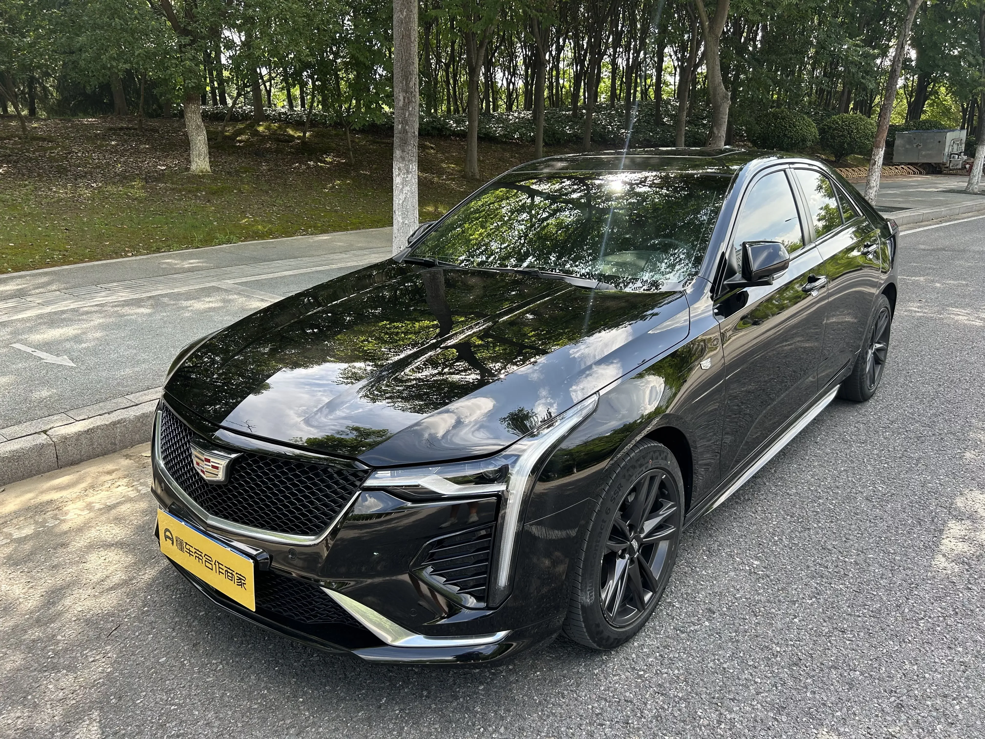 Cadillac CT4  из Китая