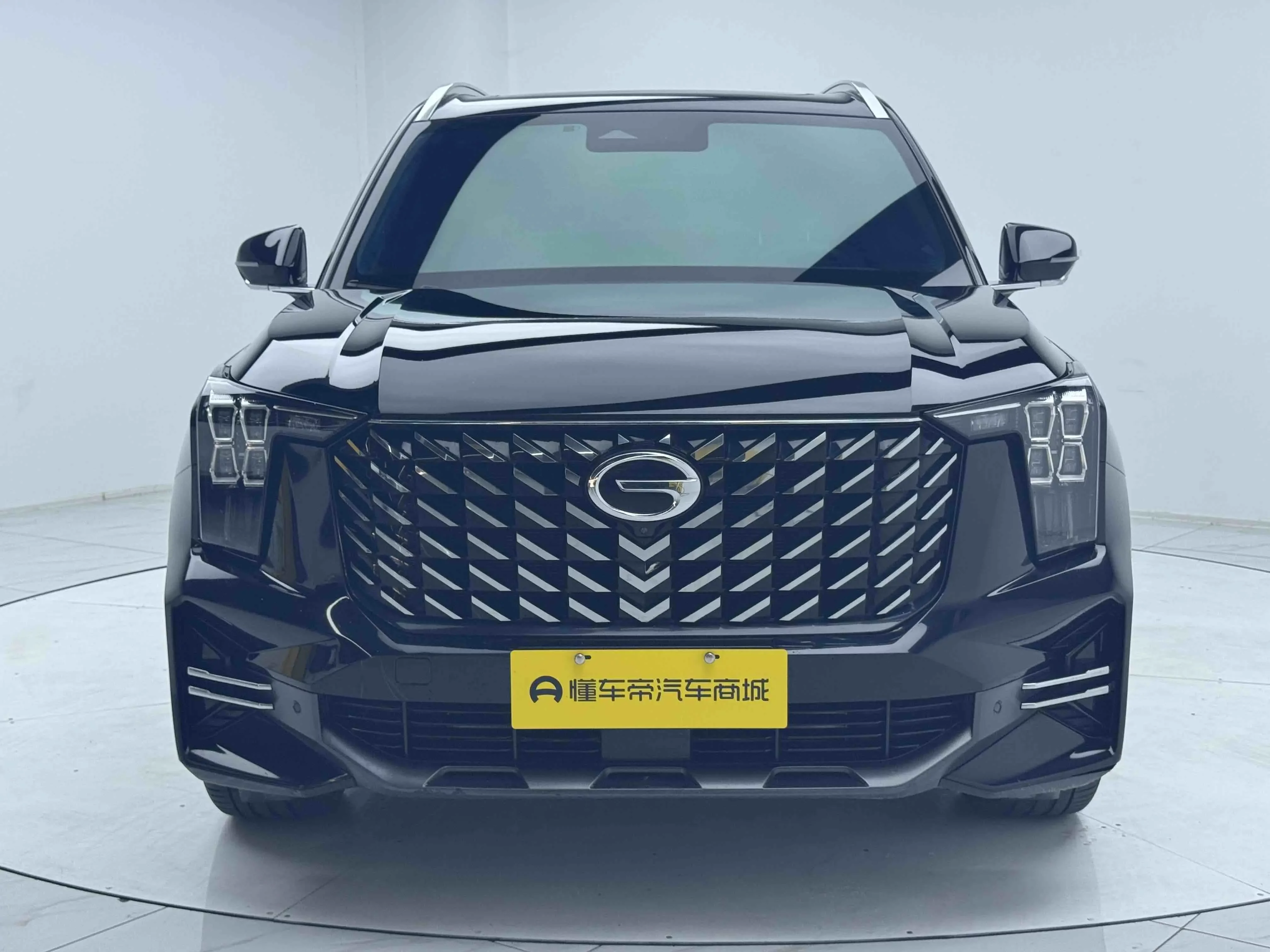 GAC Trumpchi GS8  из Китая