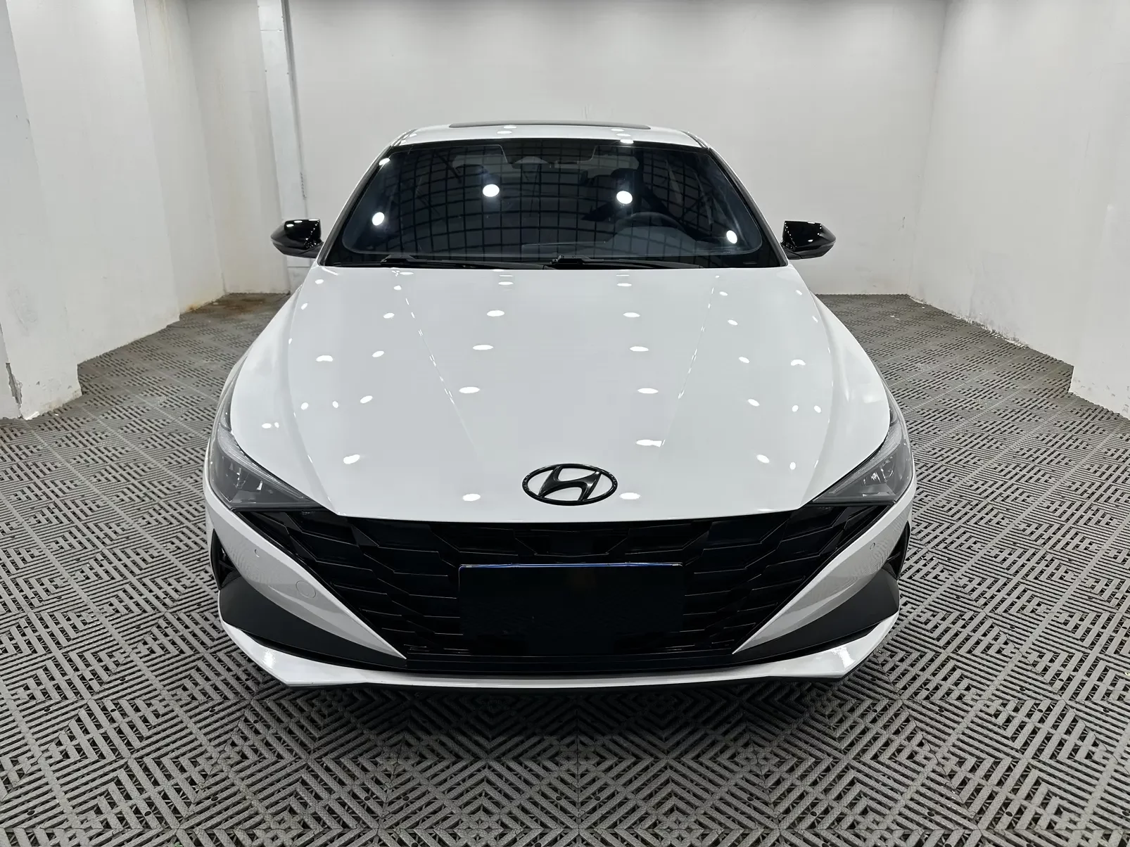 Hyundai Elantra  из Китая