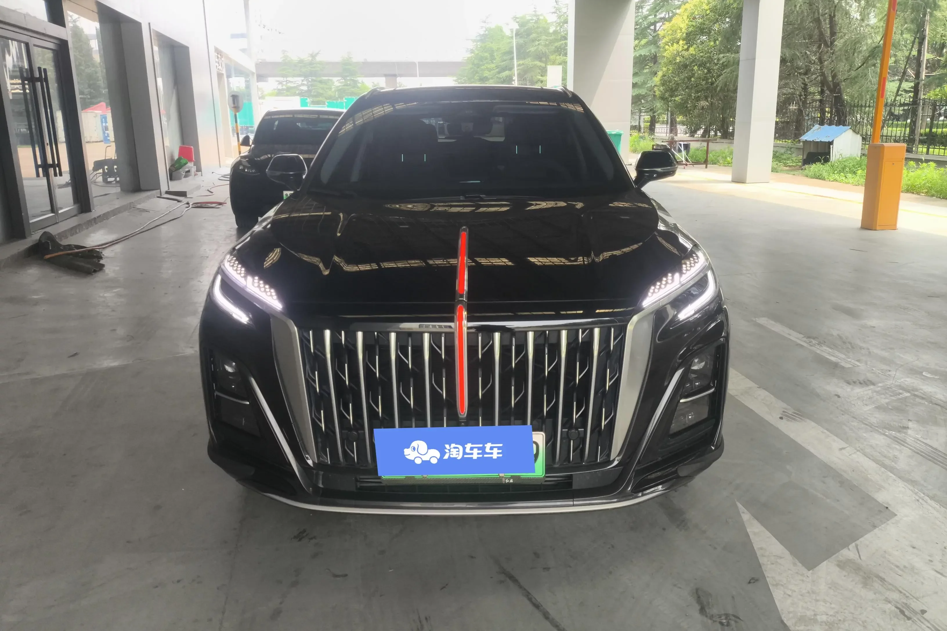 Hongqi HS3 PHEV  из Китая
