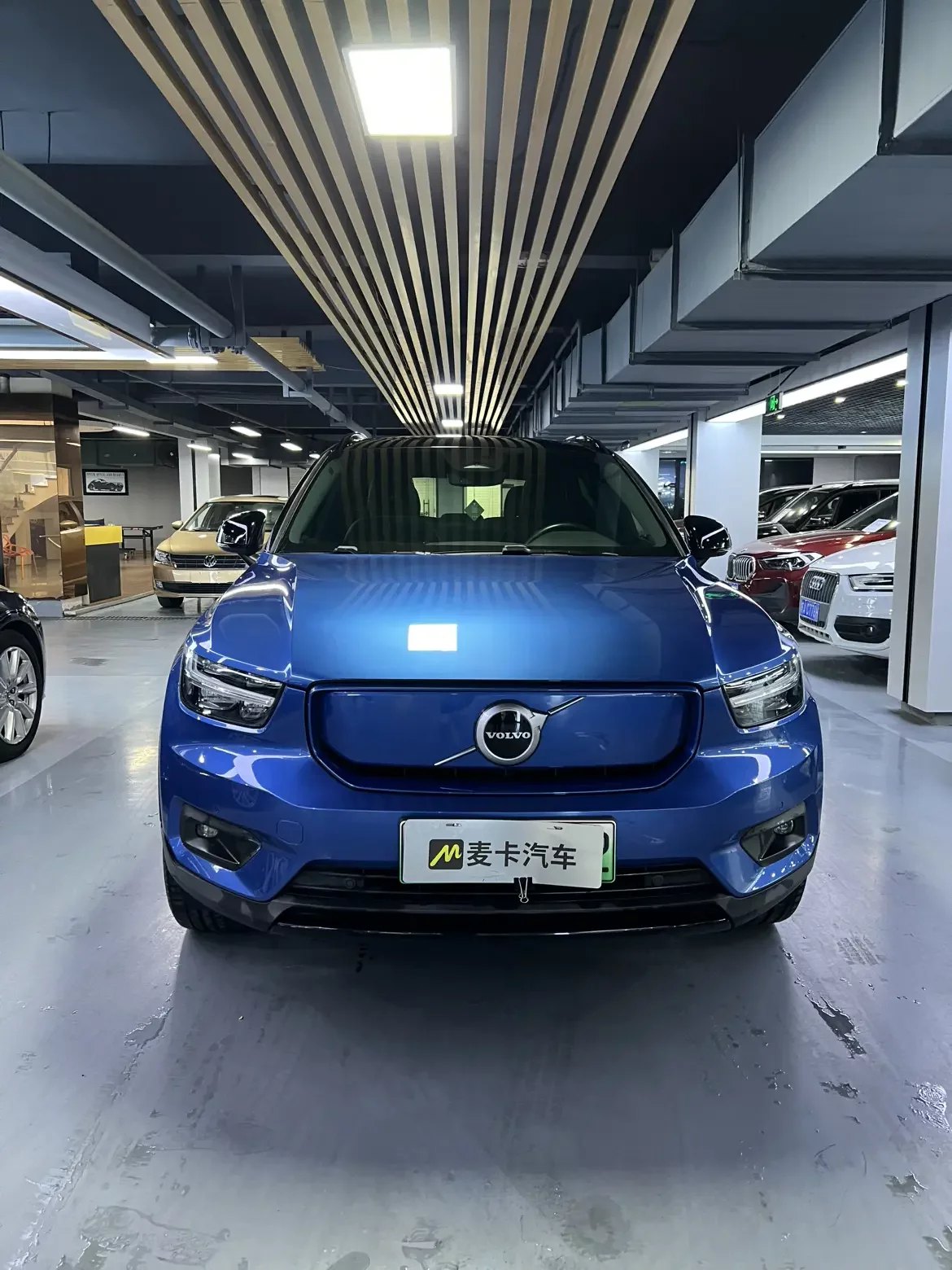 Volvo XC40 EV  из Китая