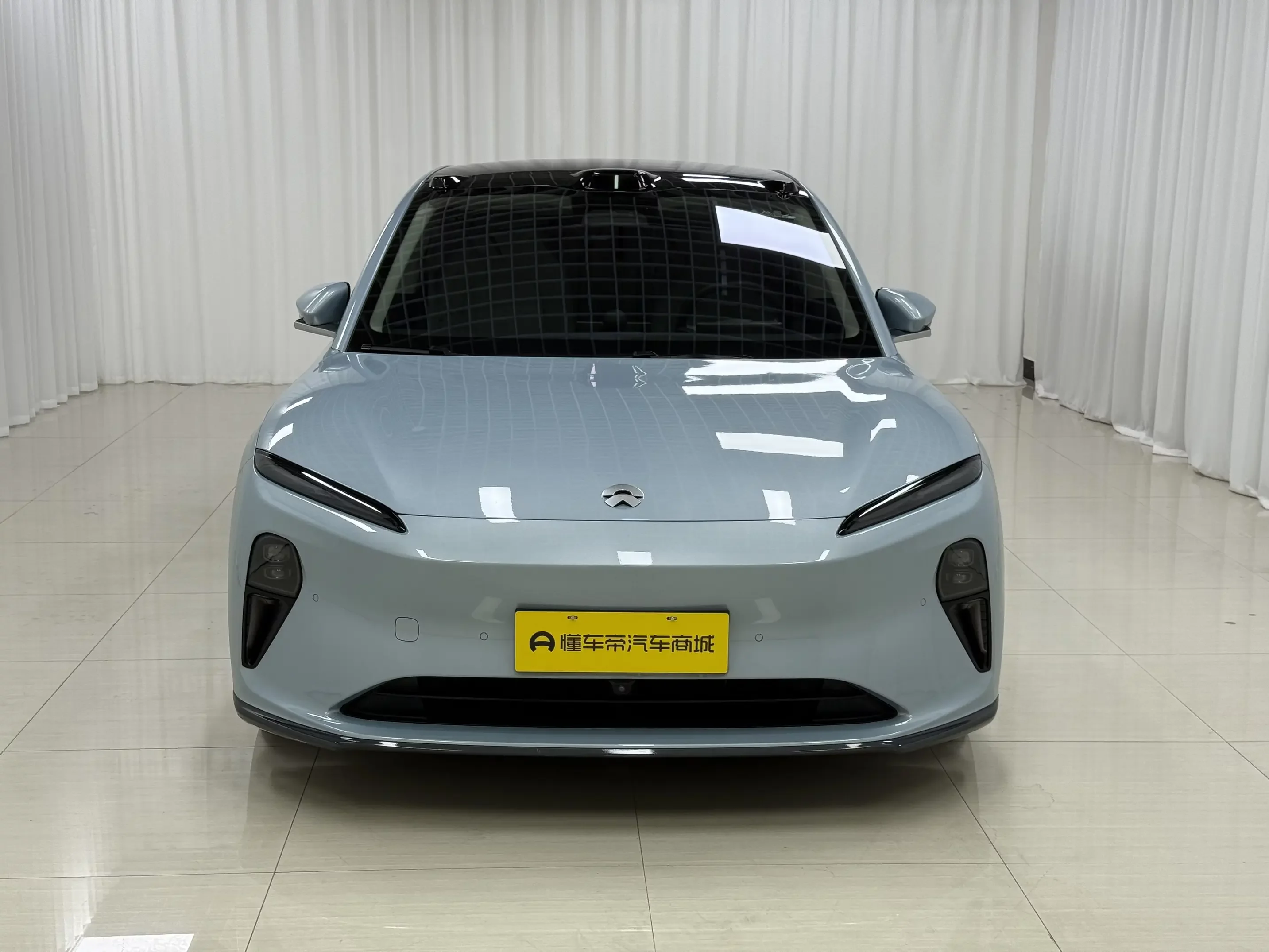 NIO ET5