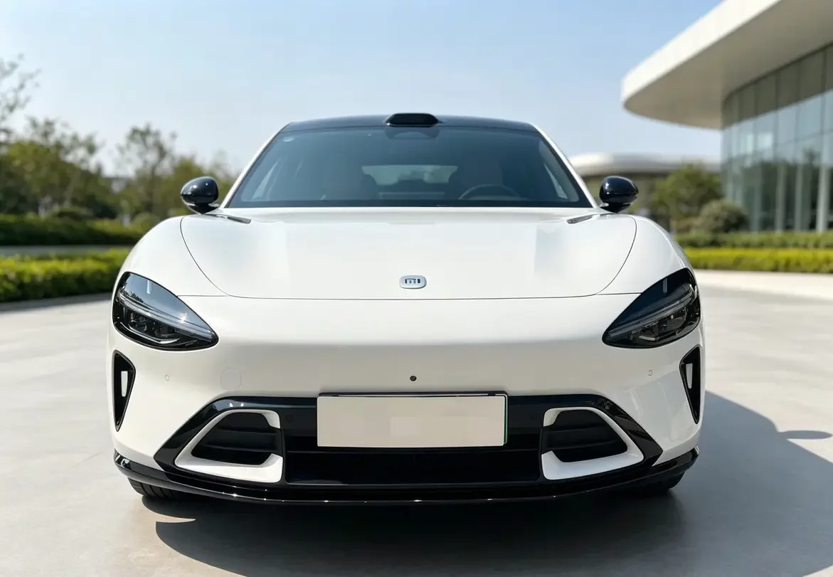 Xiaomi car Xiaomi YU7  из Китая