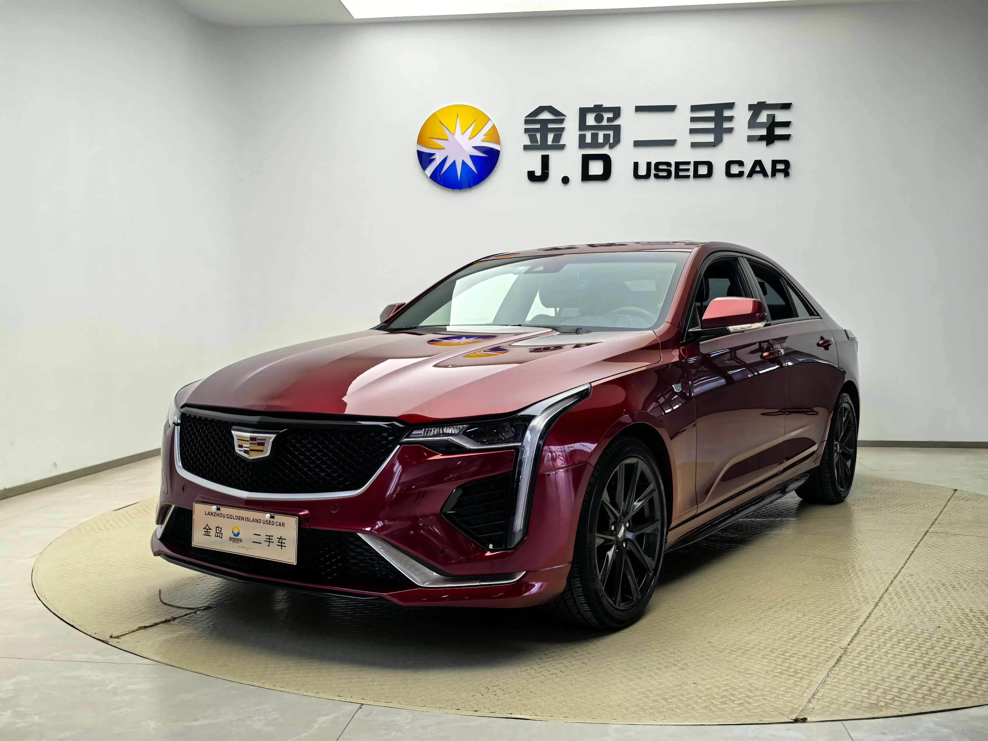 Cadillac CT4  из Китая