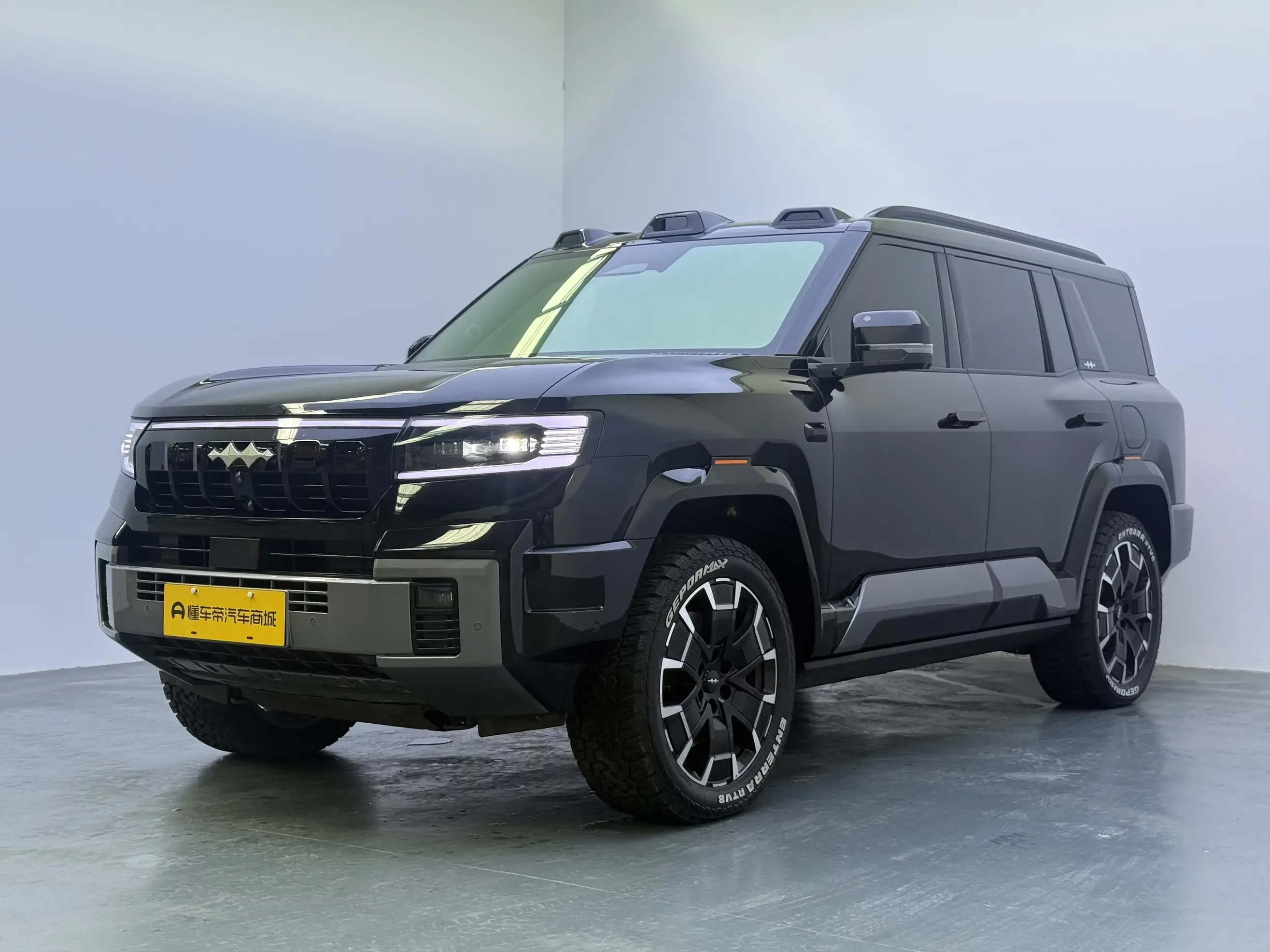 BYD Leopard Leopard 8  из Китая