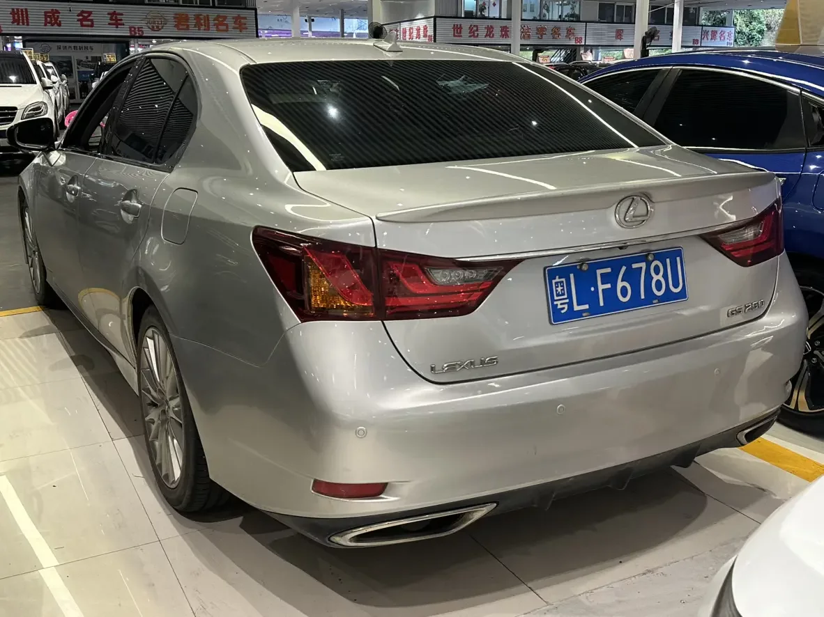 Lexus GS