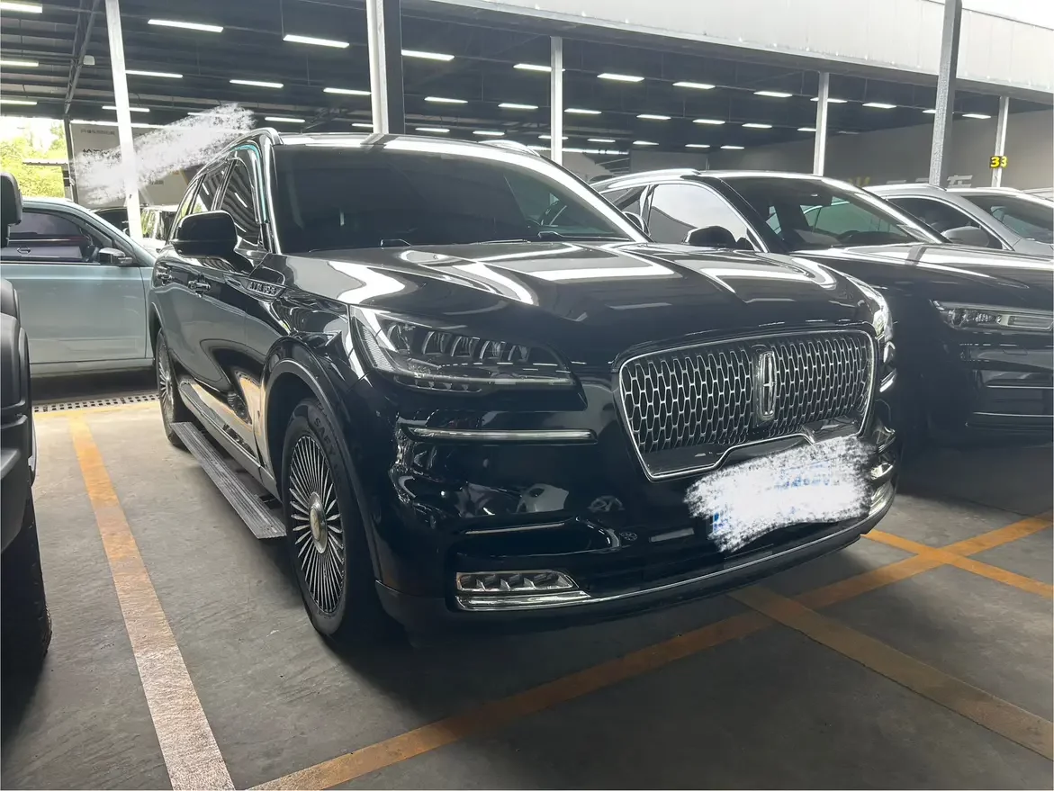 Lincoln aviator  из Китая