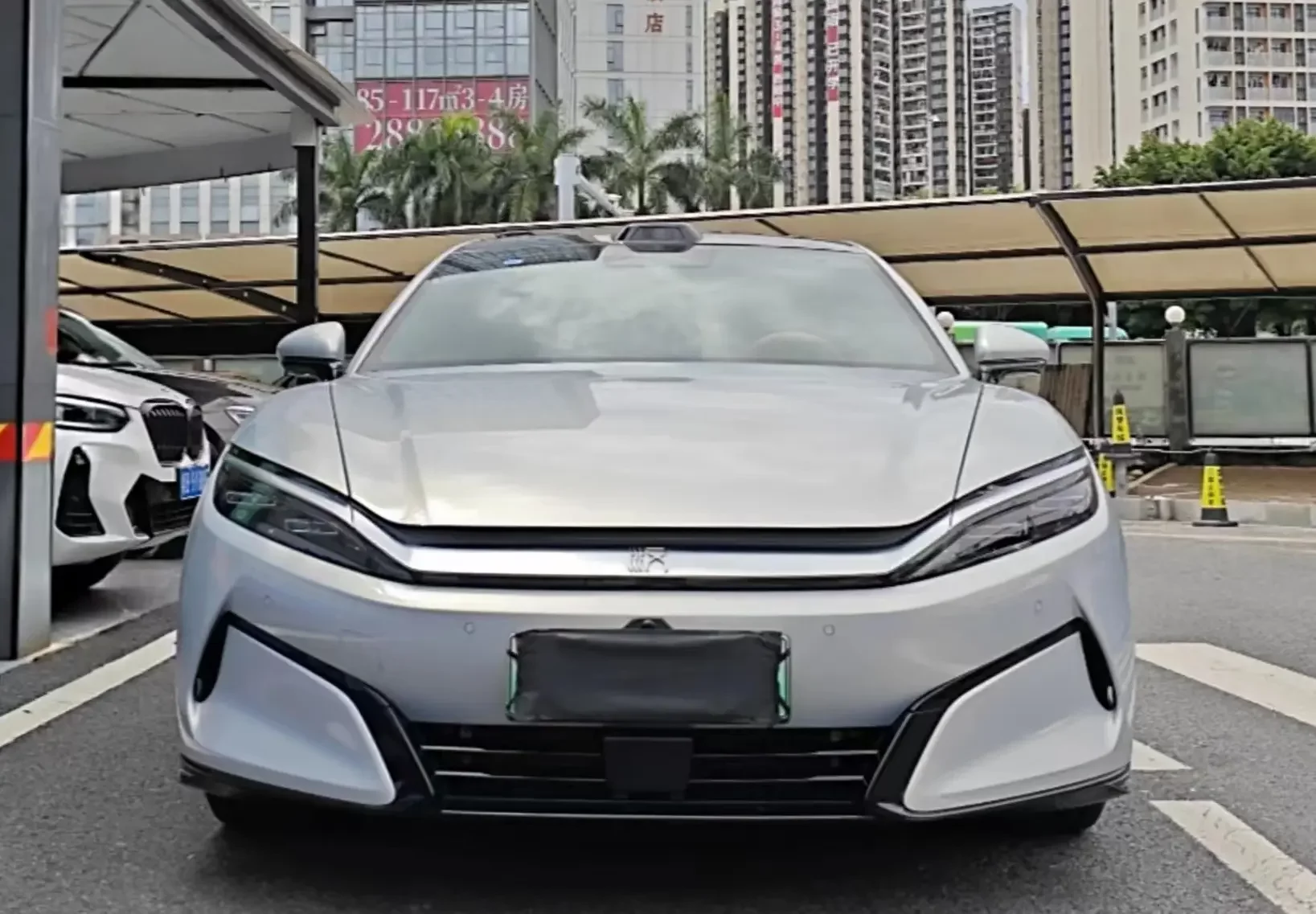 BYD Han L EV