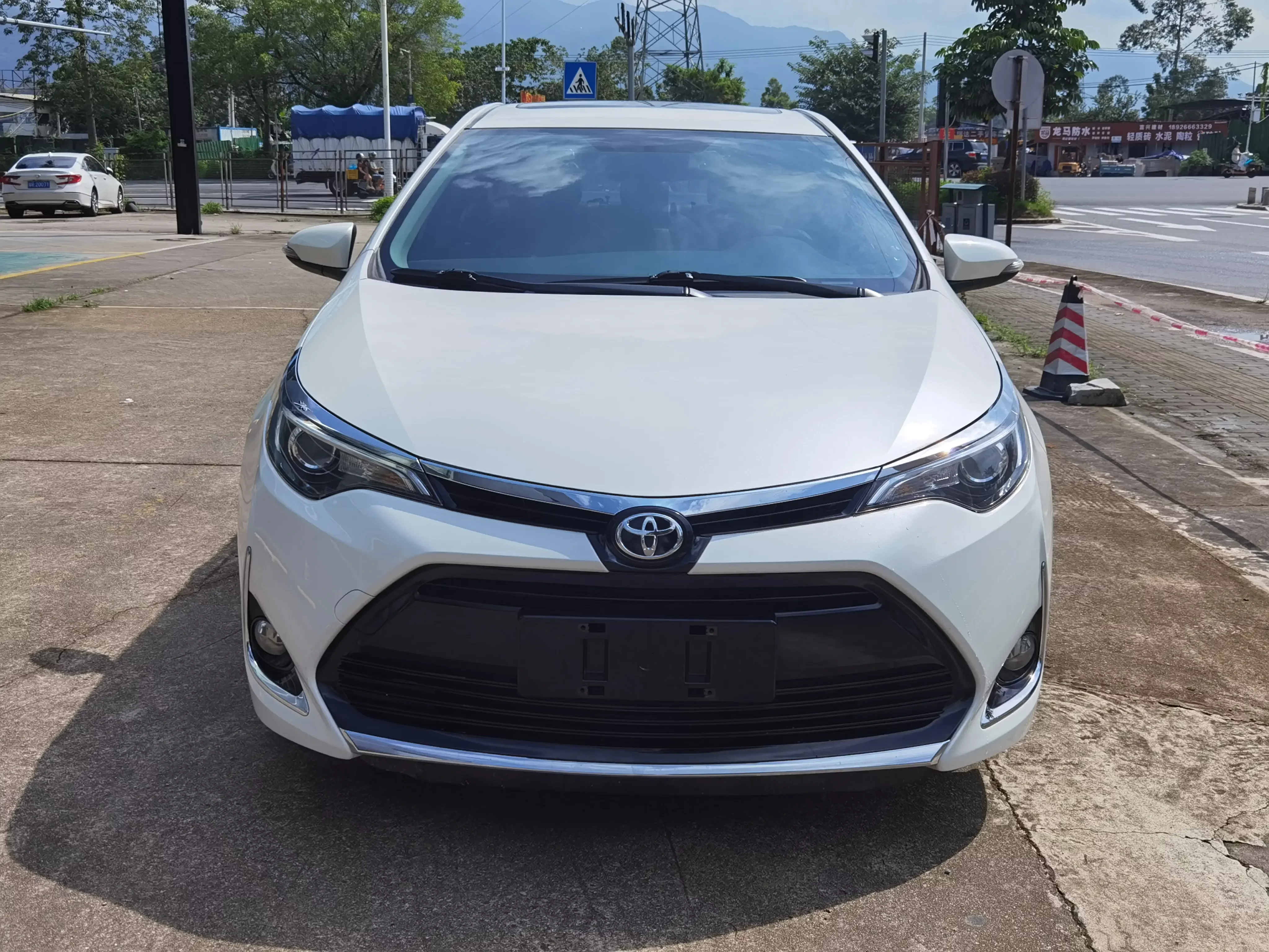 Toyota Levin (Lei Ling)  из Китая