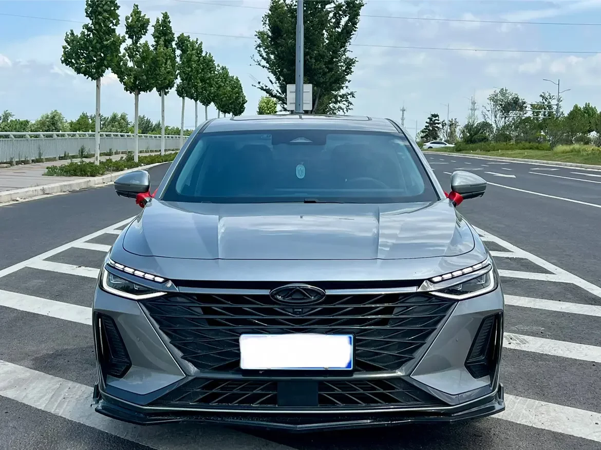 Chery Arrizo 8