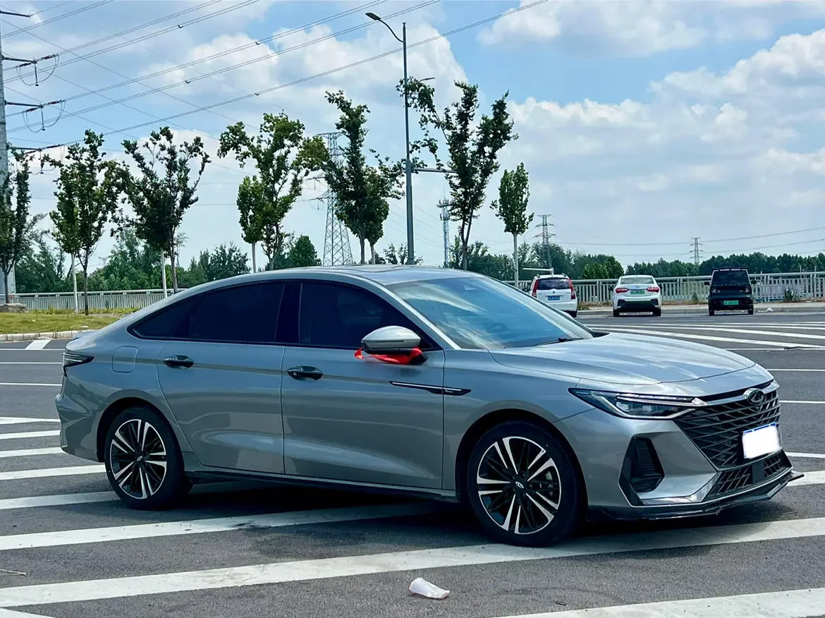 Chery Arrizo 8