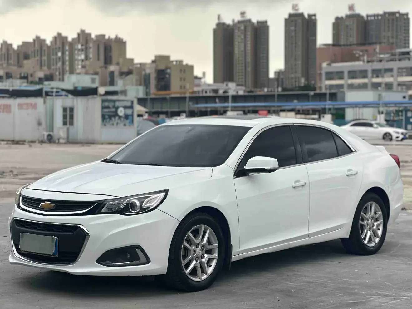 Chevrolet Malibu  из Китая