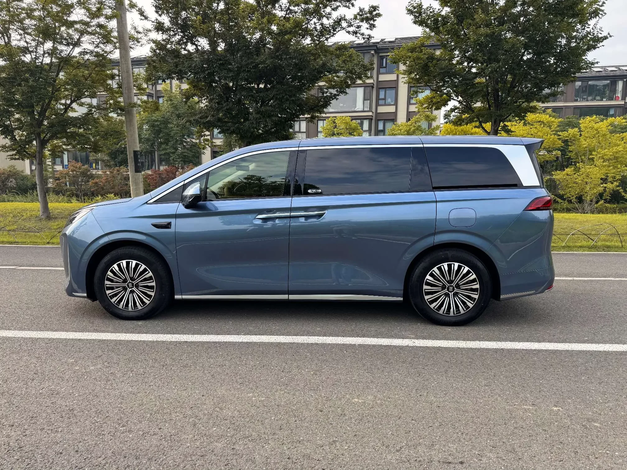 BYD summer