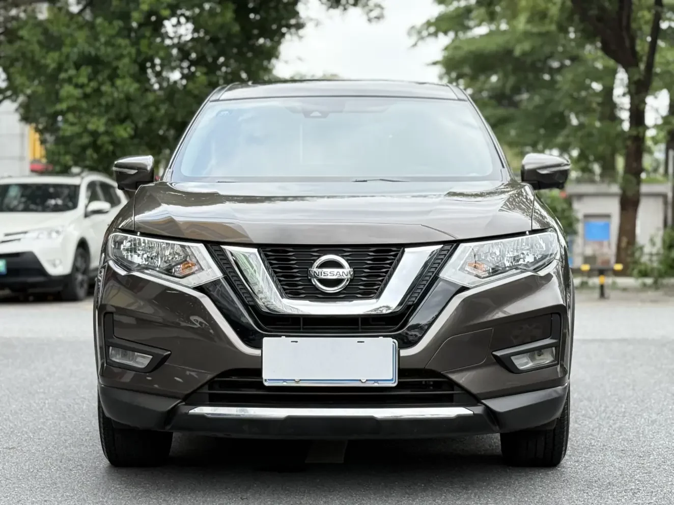Nissan X-Trail (Qijun)  из Китая