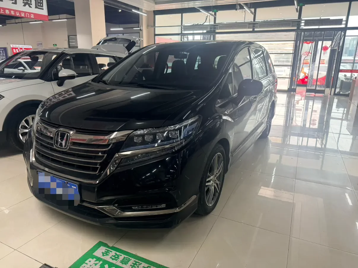 Honda Elysion (Alison)  из Китая