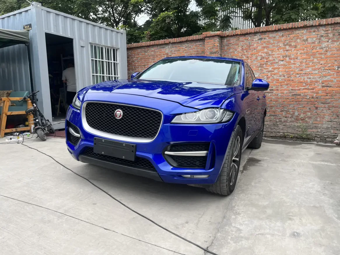 Jaguar F-PACE  из Китая