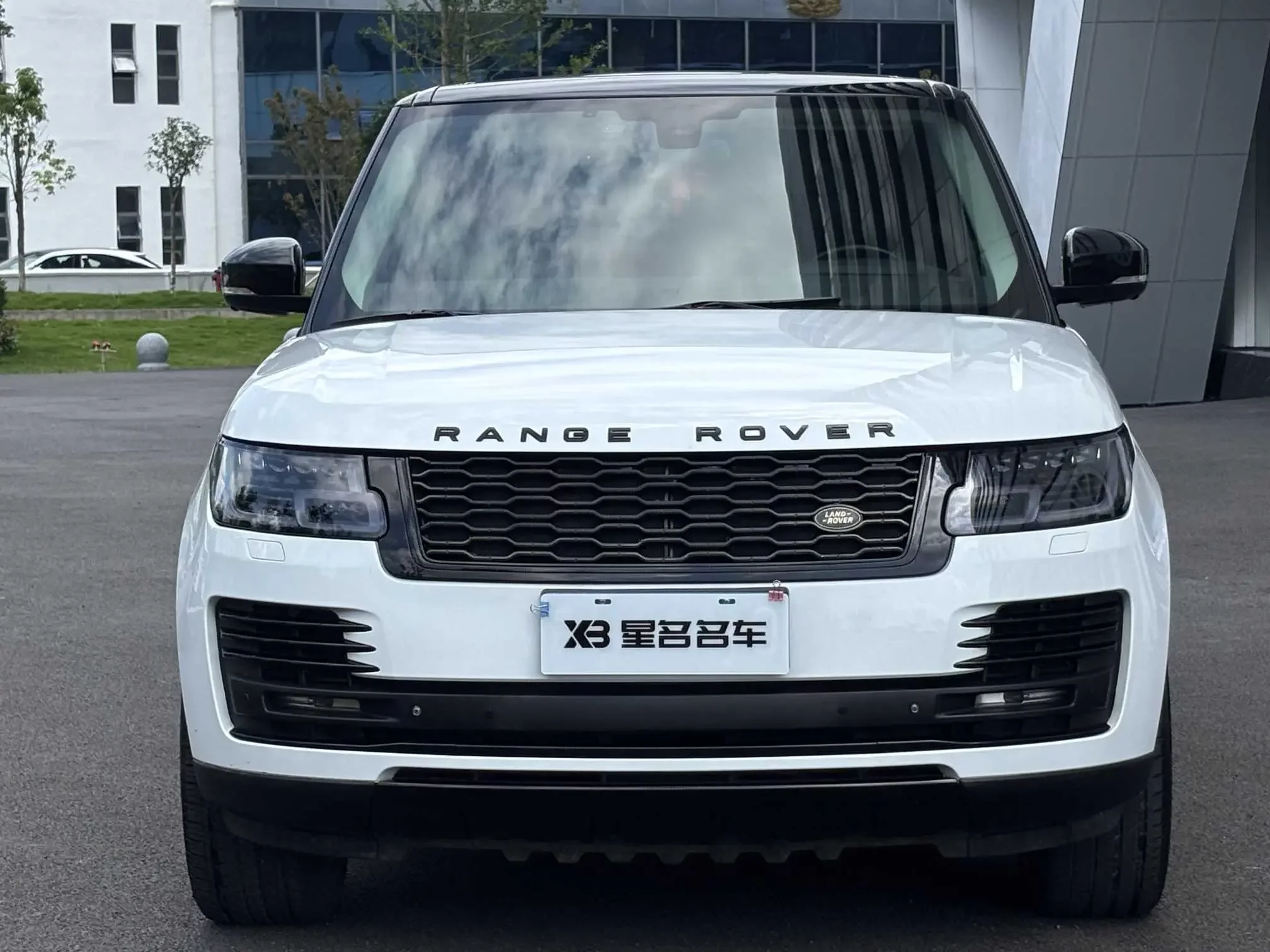 Land Rover range rover