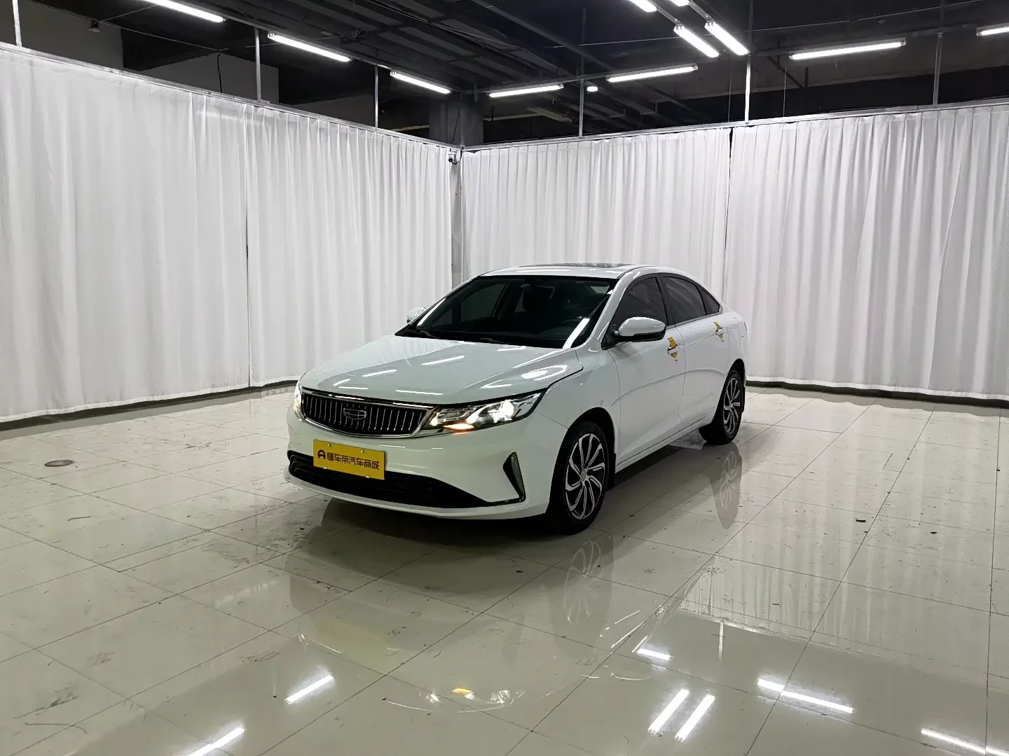 Geely Emgrand GL  из Китая