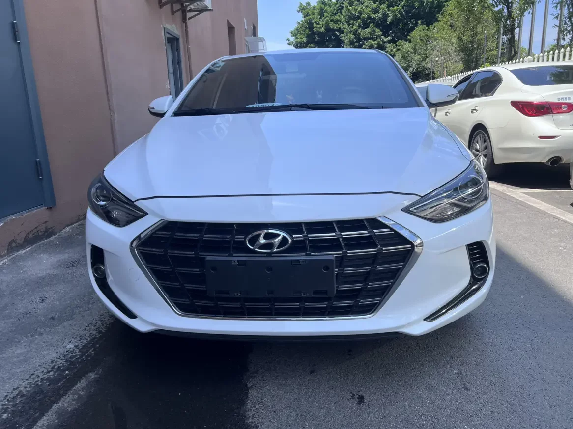 Hyundai lead