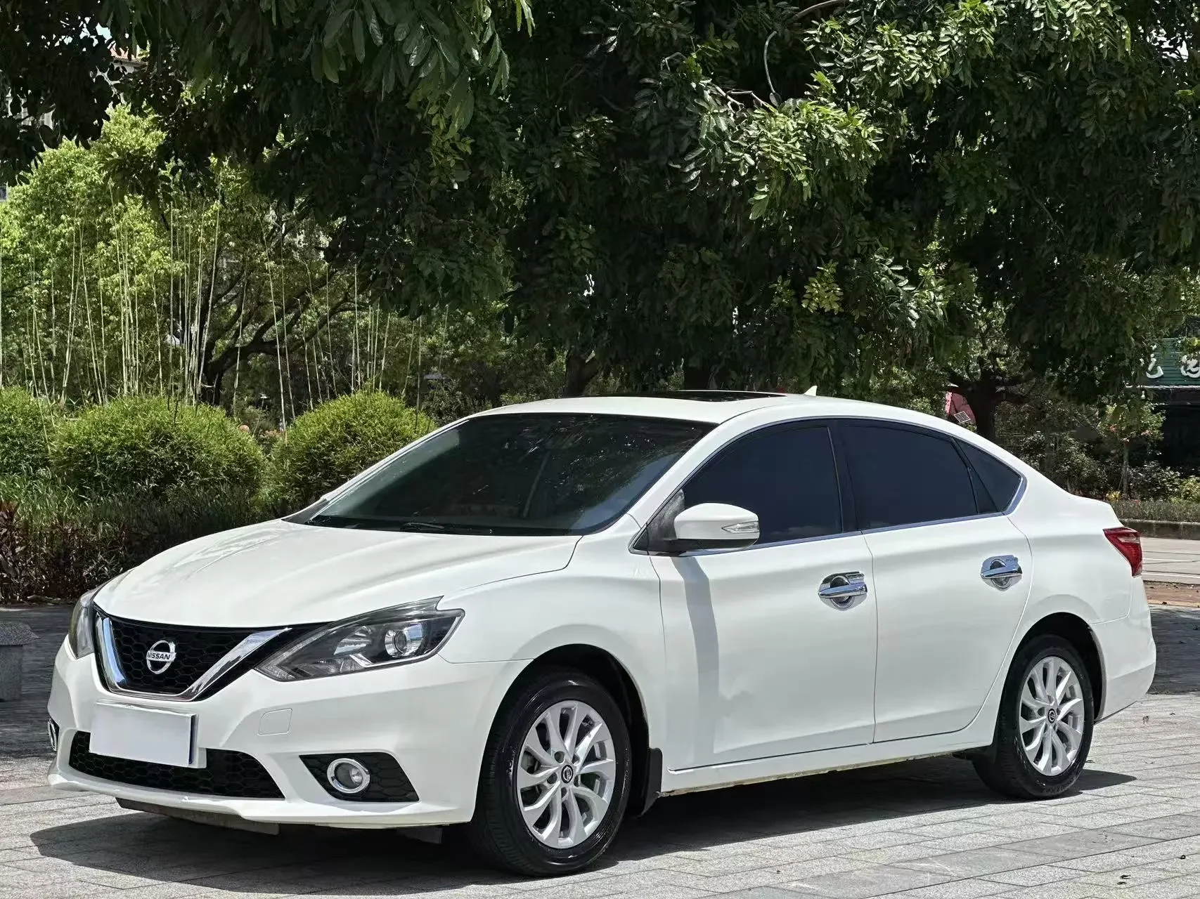 Nissan Sylphy  из Китая