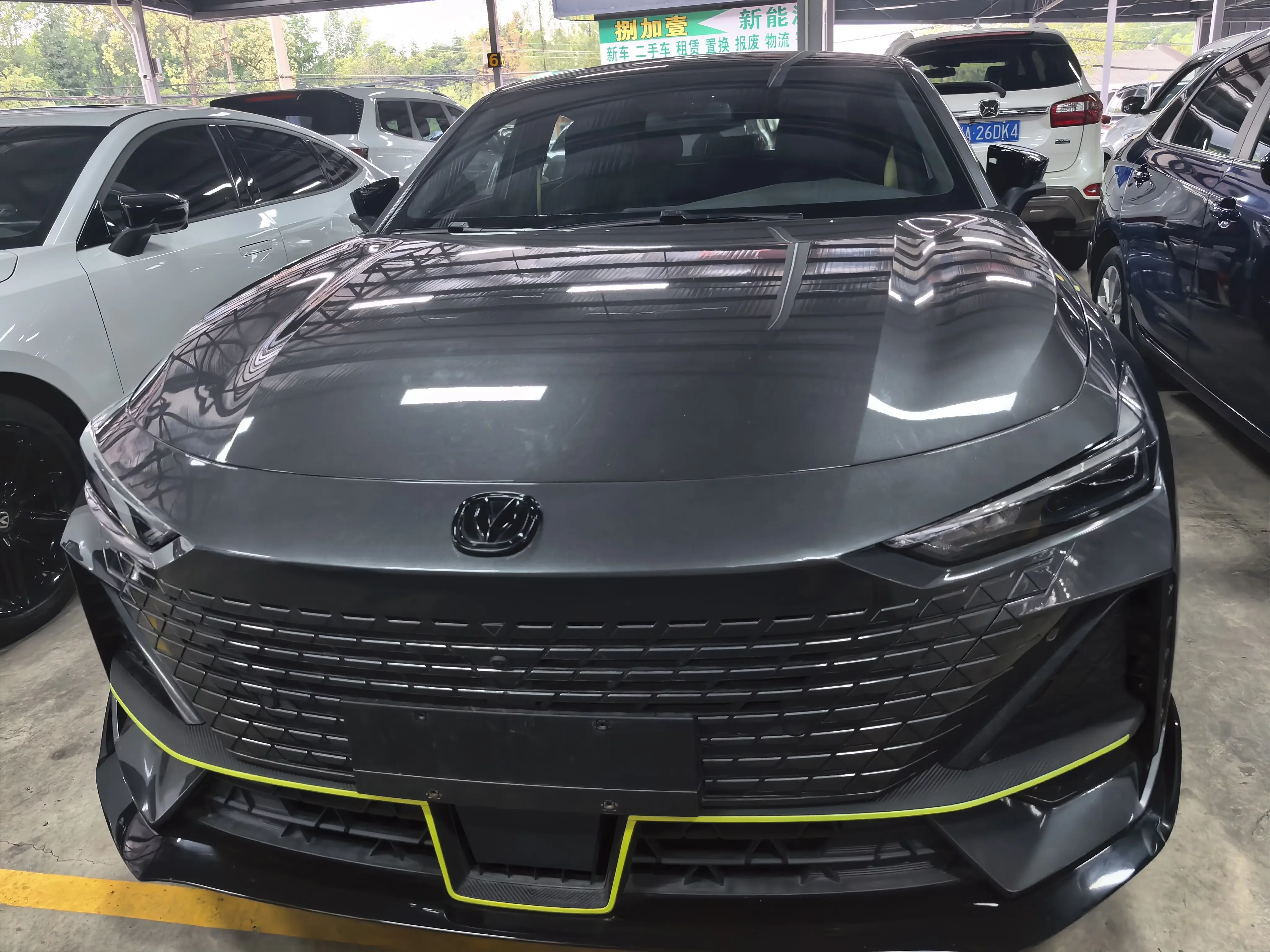Changan UNI-V  из Китая
