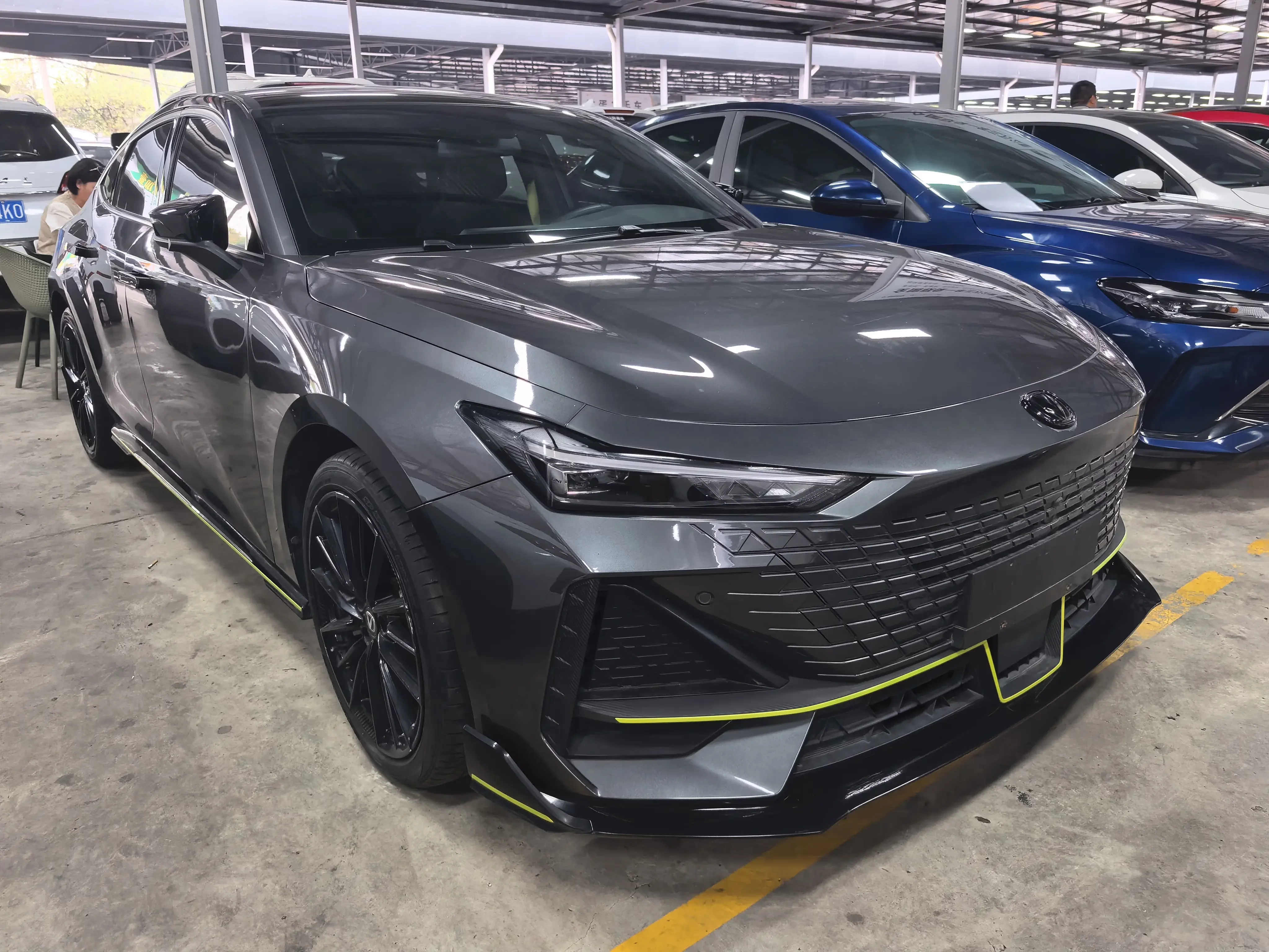 Changan UNI-V