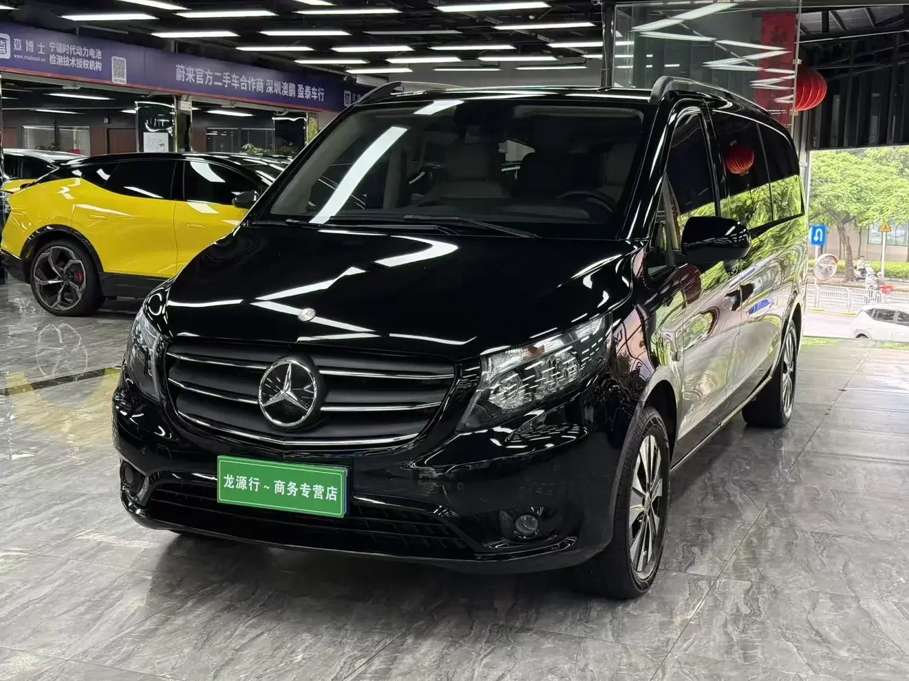 Mercedes-Benz Vito  из Китая