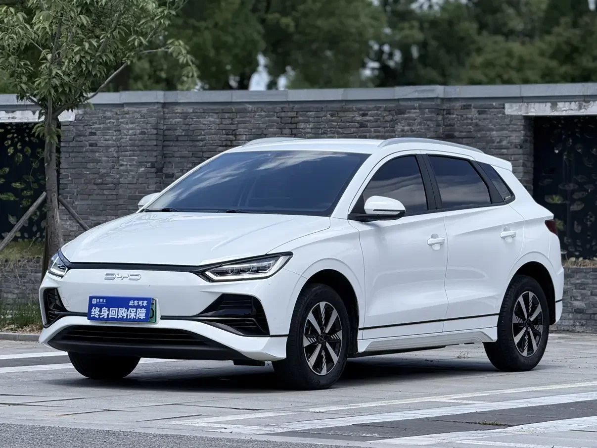 BYD e2