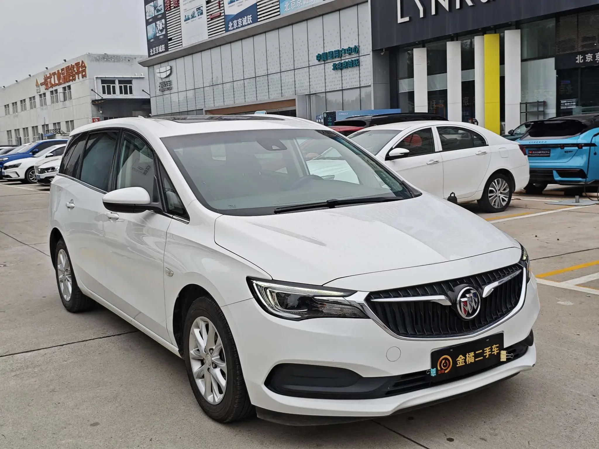 Buick GL6