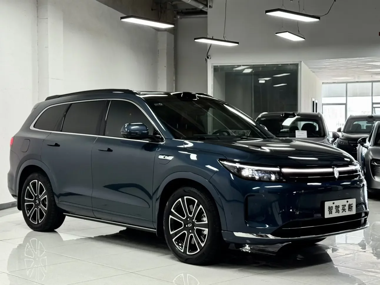 AITO M7