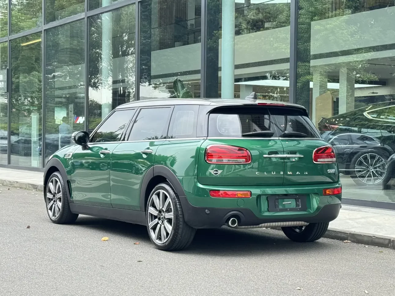MINI CLUBMAN
