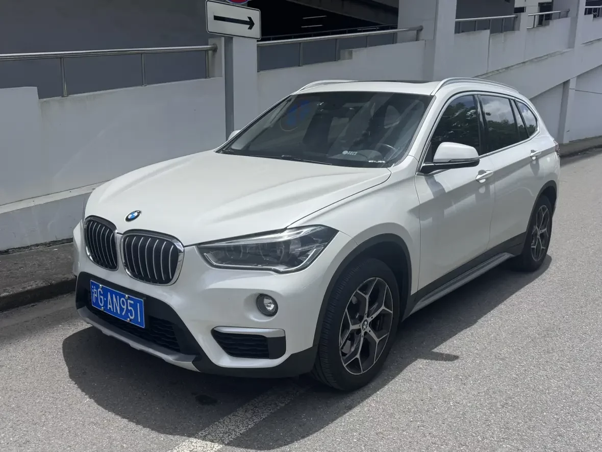 BMW X1  из Китая