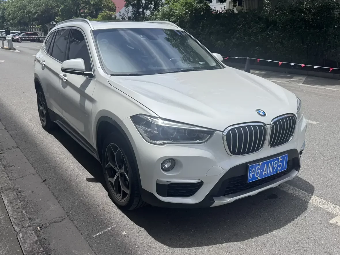 BMW X1  из Китая