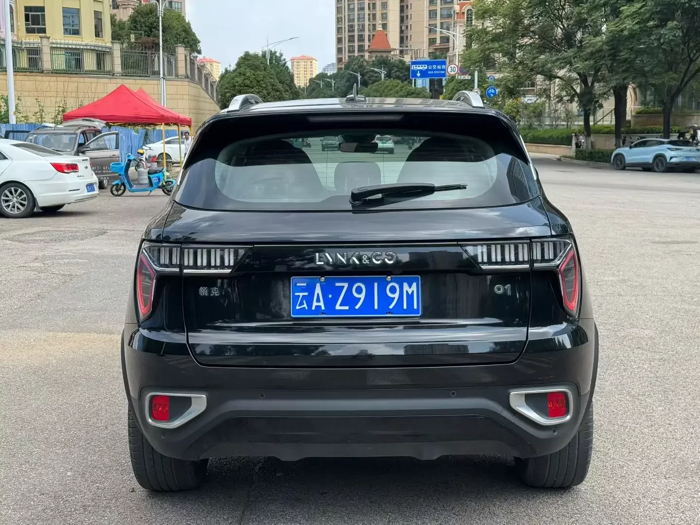 Lynk & Co 01