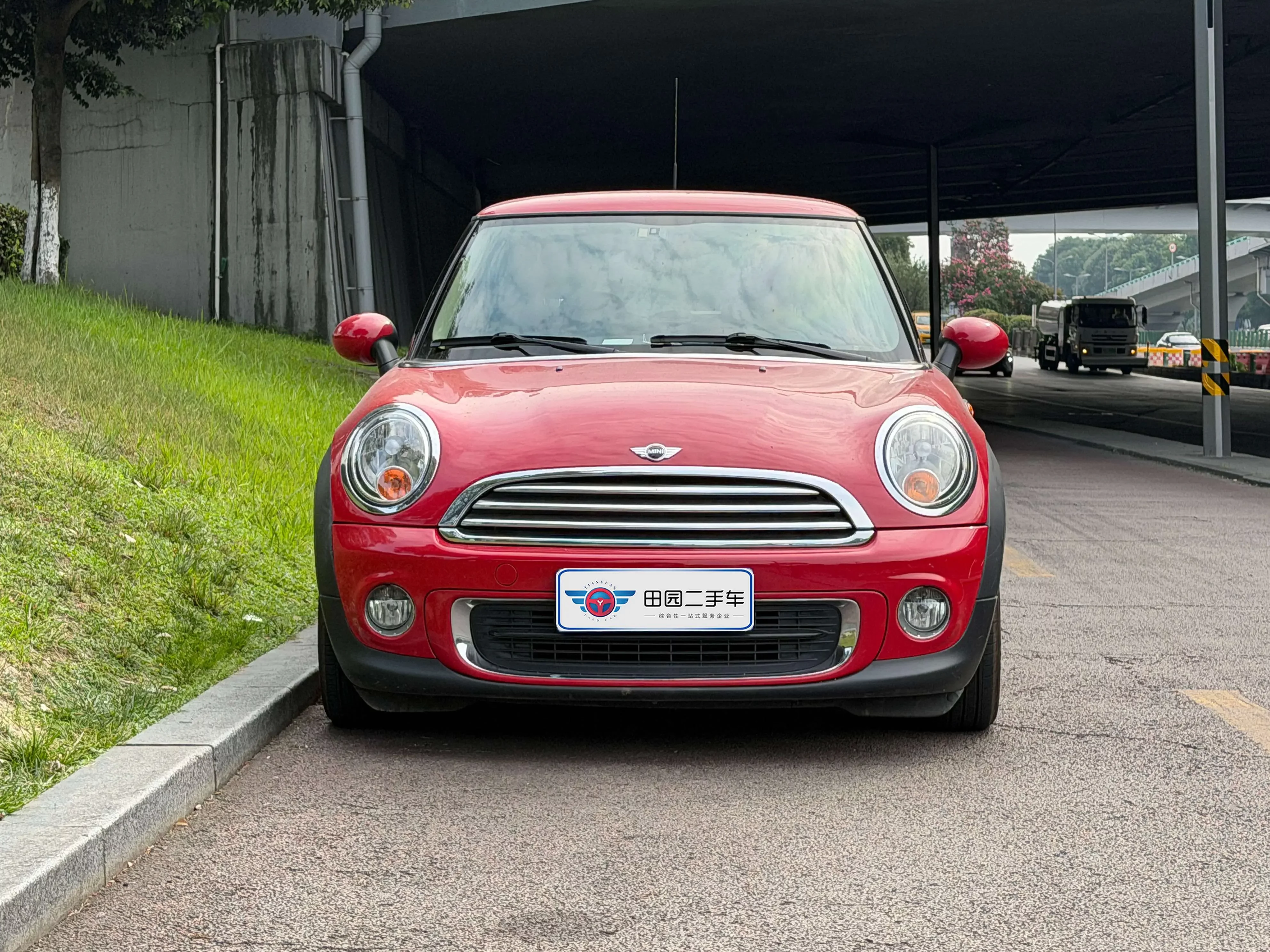 MINI 