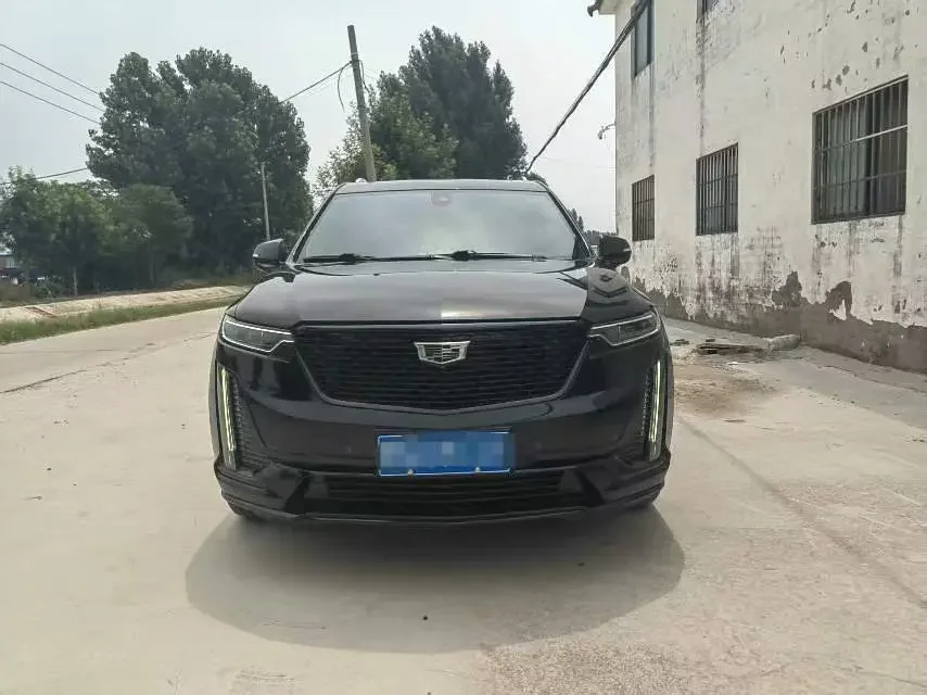 Cadillac XT6  из Китая