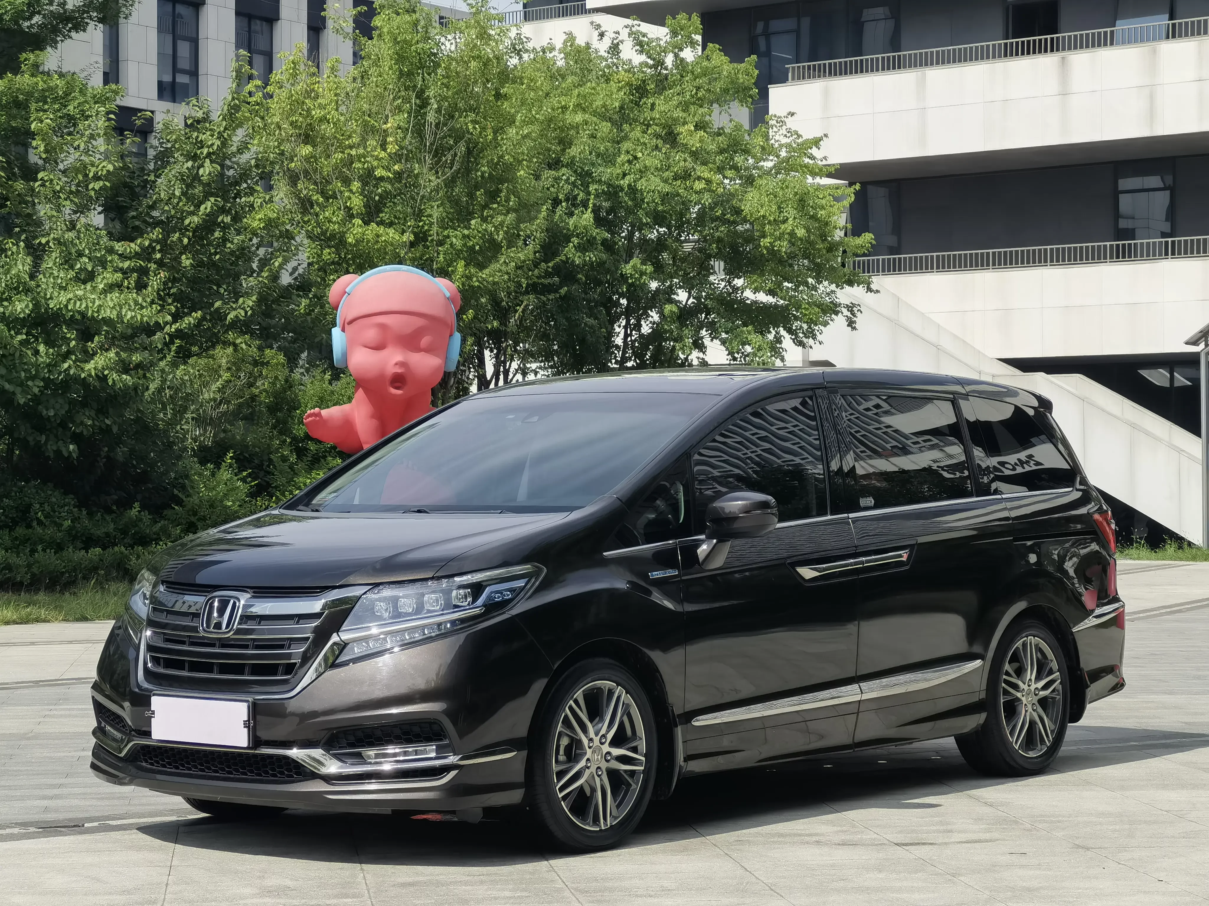 Honda Elysion (Alison)  из Китая
