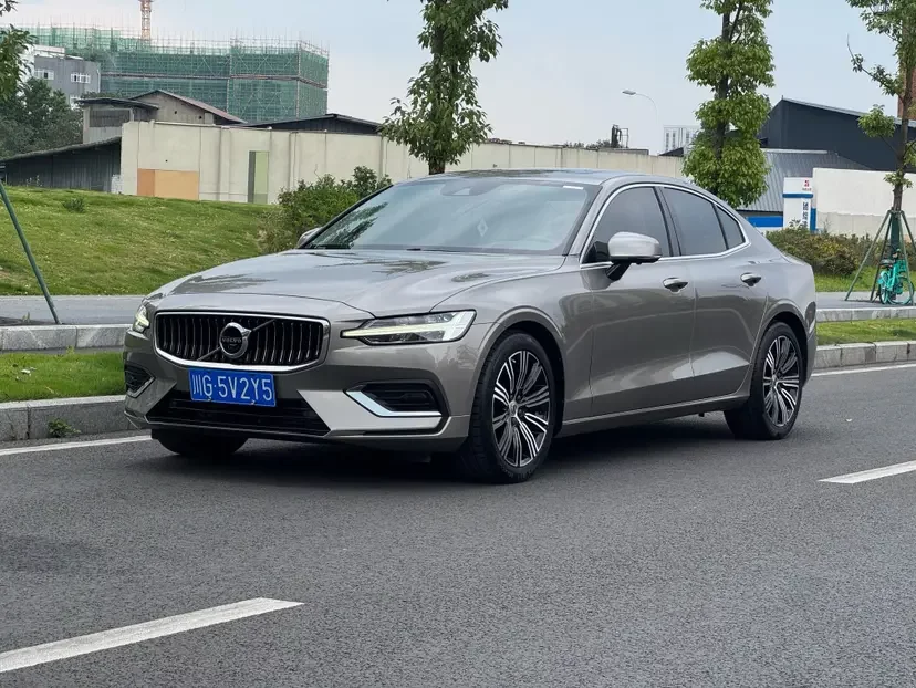Volvo S60